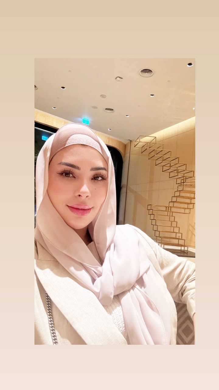 Post 10 by Laila's beauty formulas on Instagram (video)