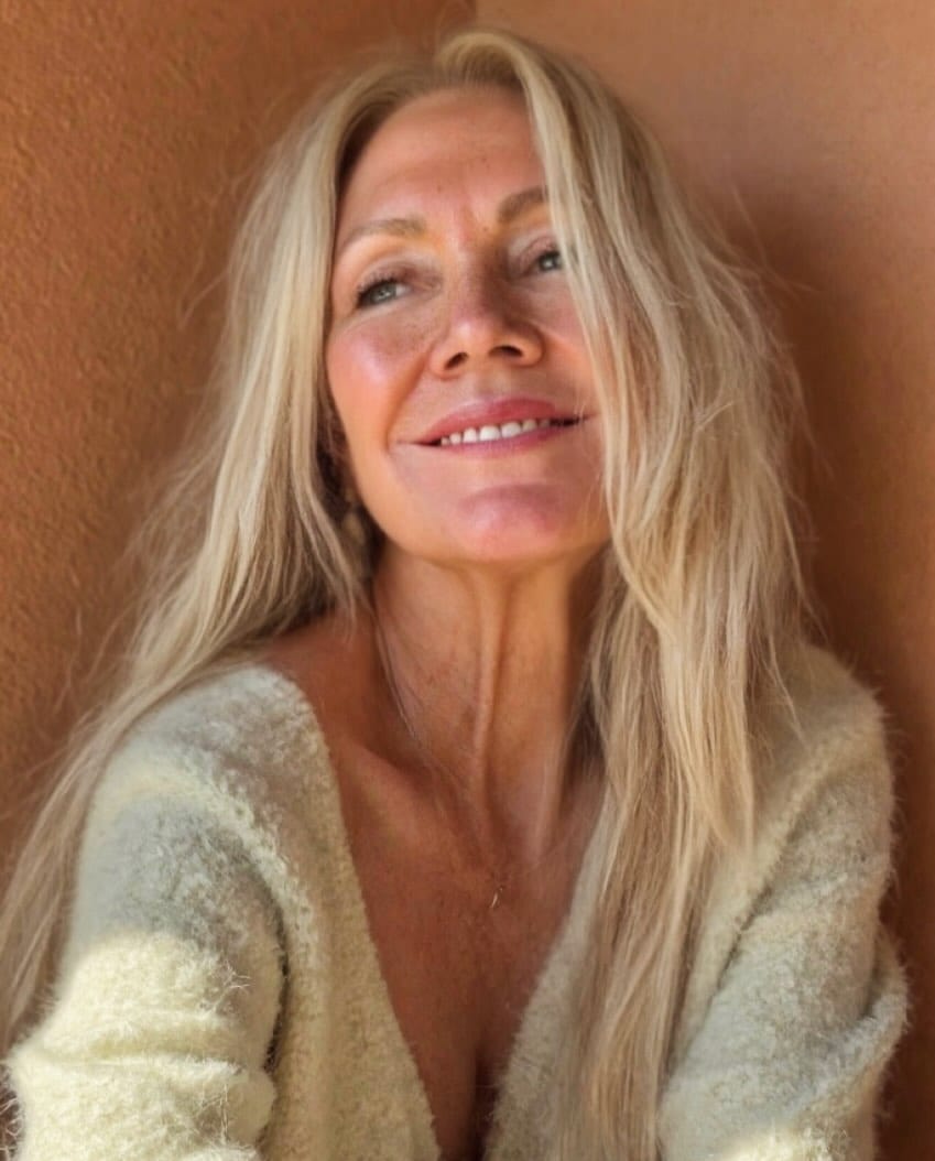 Post 4 by Angela Paul on Instagram (image)