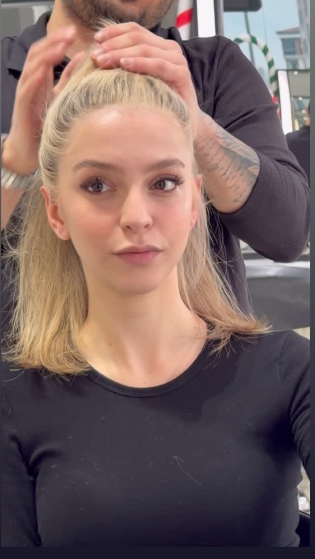 Post 1 by E M R E  Ö Z K A N on Instagram (video)