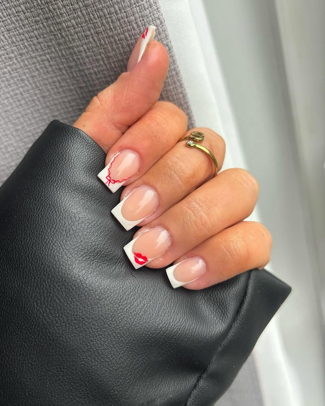 Post 6 by 𝙎𝙖𝙧𝙖𝙝’𝙨 𝙂𝙚𝙡 𝙉𝙖𝙞𝙡𝙨 on Instagram (carousel)