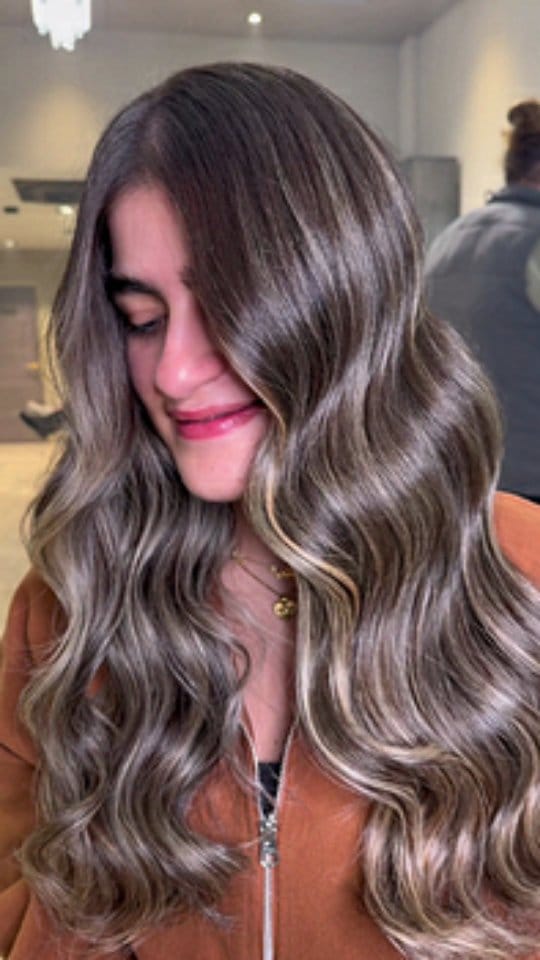 Post 9 by Shenol Hair on Instagram (video)
