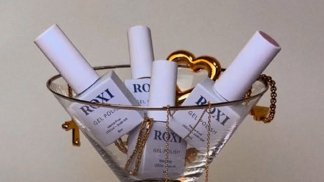 Post 3 by NSI Nails UK on Instagram (video)
