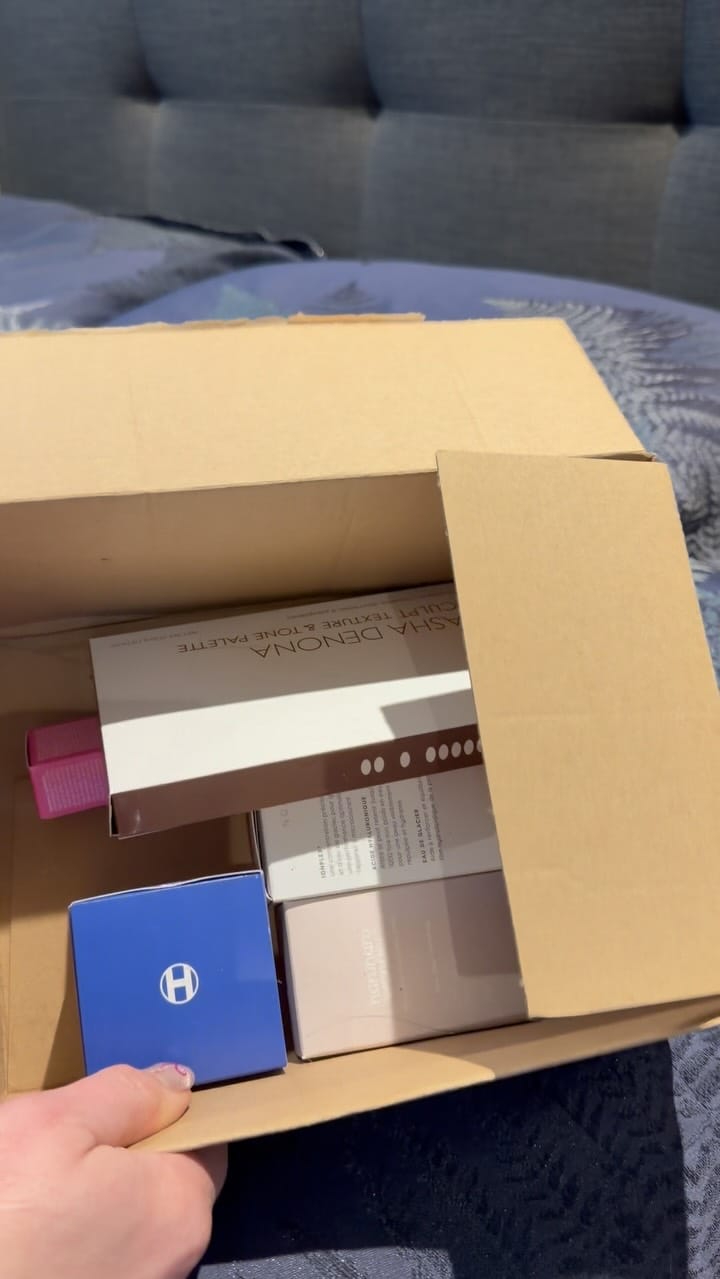 Post 5 by Lauren on Instagram (video)