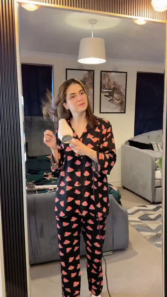 Post 7 by Meclay London on Instagram (video)
