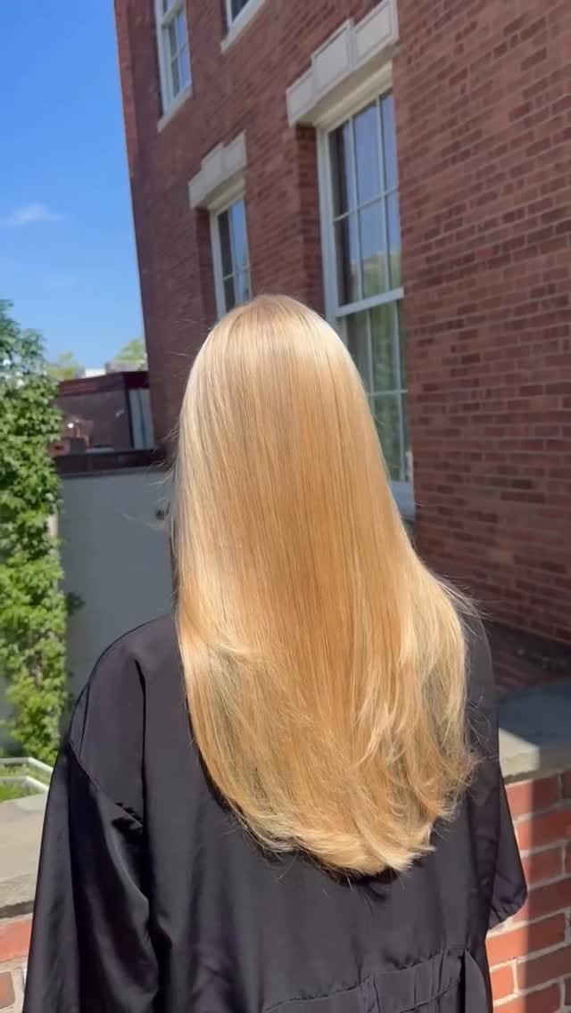 Post 6 by Warren Tricomi Salons on Instagram (video)