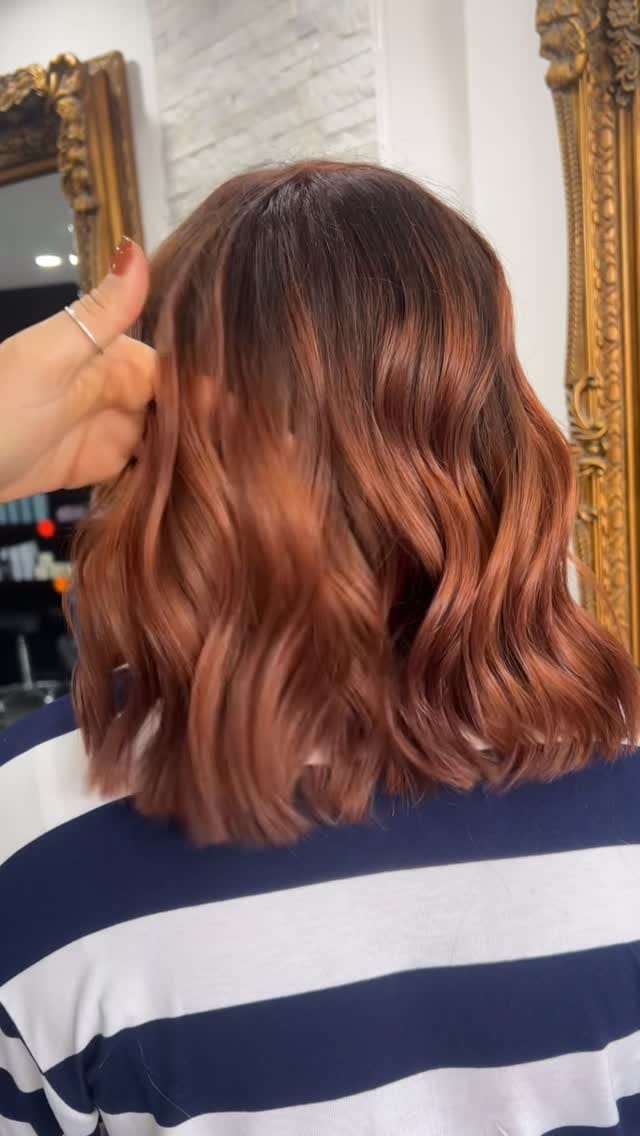 Post 7 by TAYLORS HAIRDRESSING on Instagram (video)