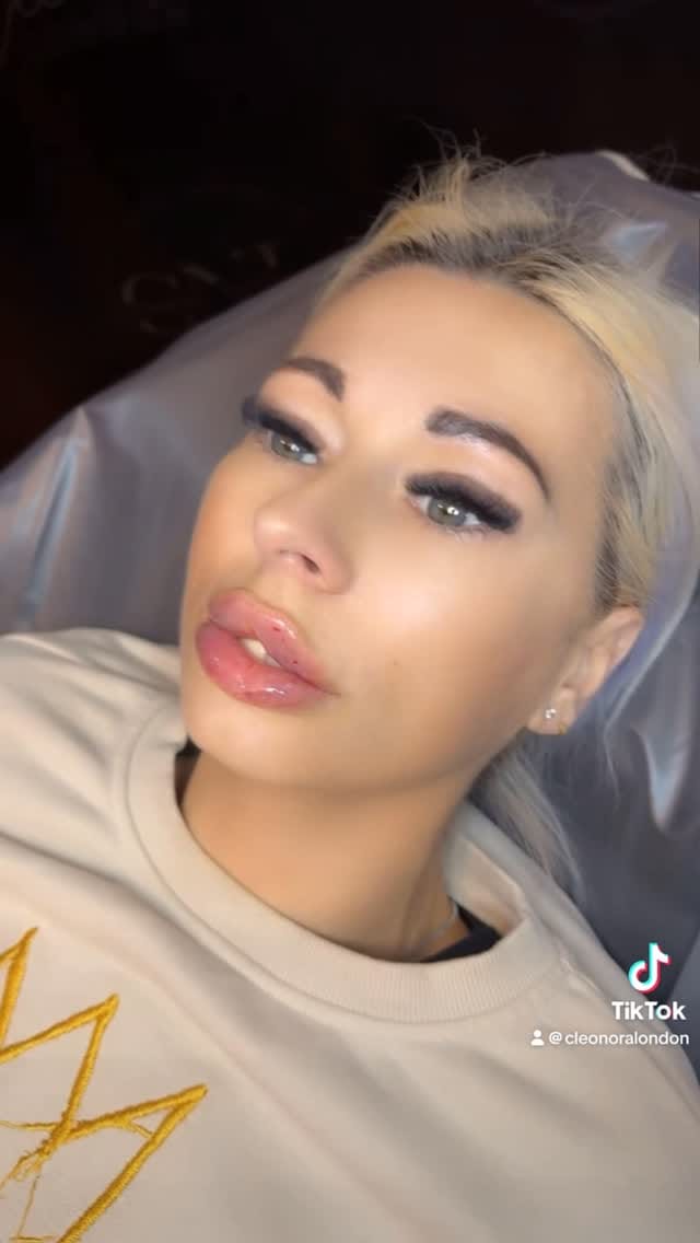 Post 1 by ✨CleoNora London✨ on Instagram (video)