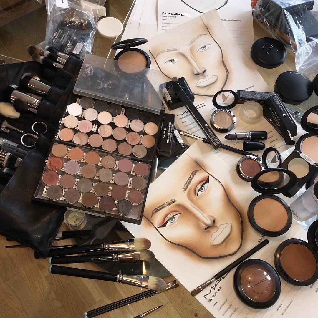 Post 1 by LONDON MAKEUP SCHOOL on Instagram (carousel)