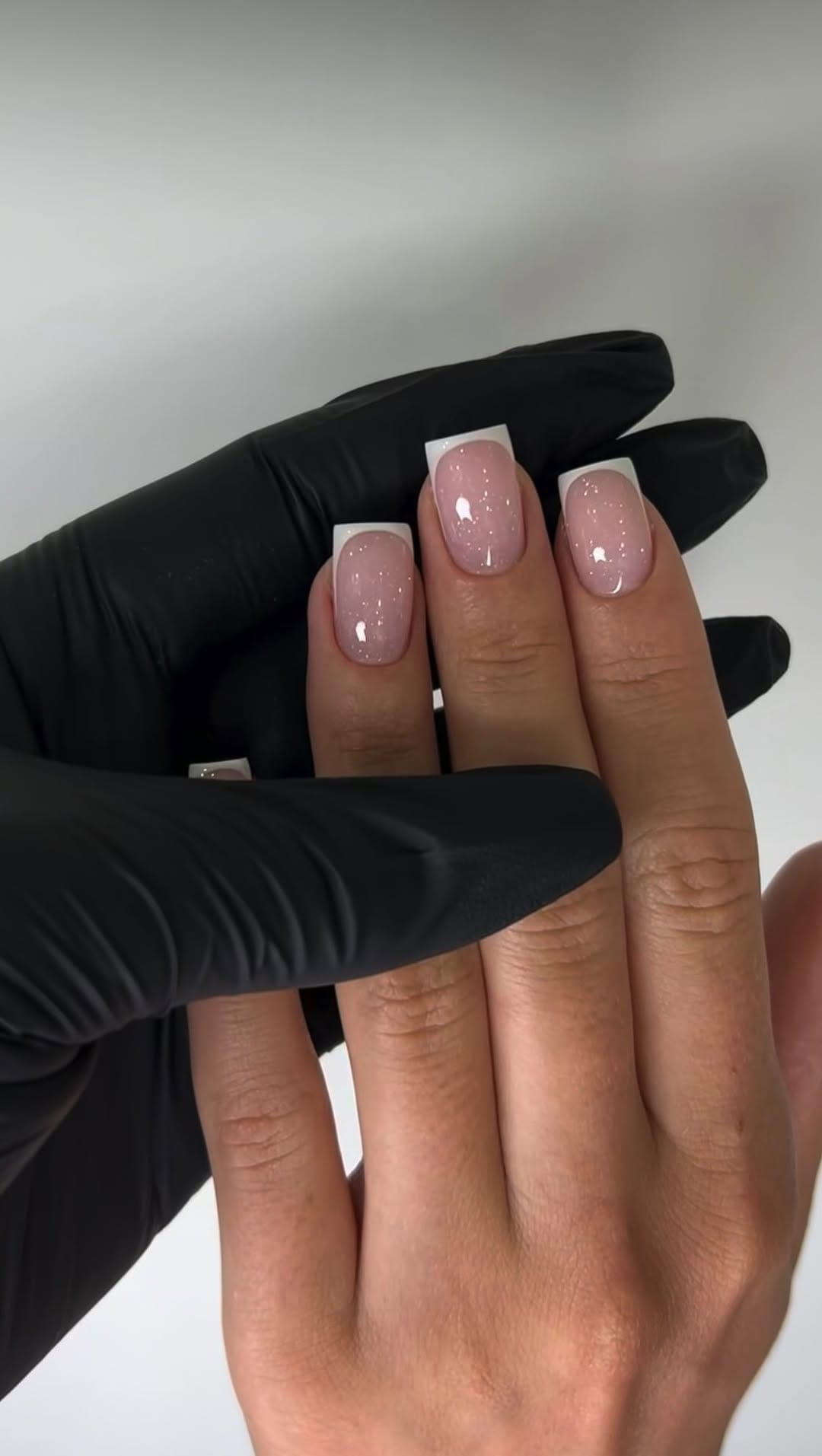 Post 3 by МАНИКЮР | MANICURE | PEDICURE | BROWS📍LONDON 🇺🇦🇬🇧 on Instagram (video)
