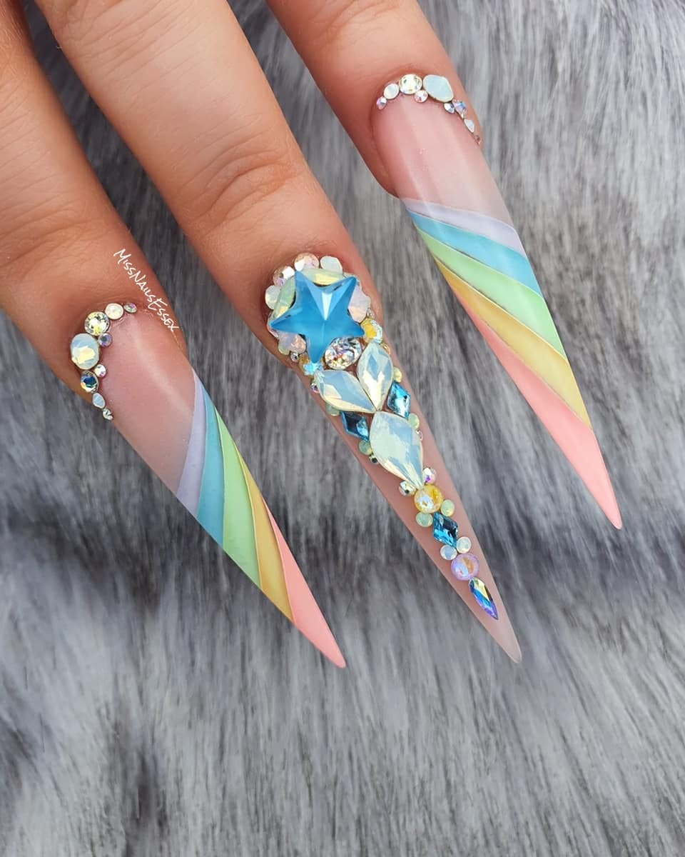 Post 9 by 🇬🇧 Thanh 🇬🇧 💅🏻💅🏼💅🏽💅🏾💅🏿 on Instagram (image)