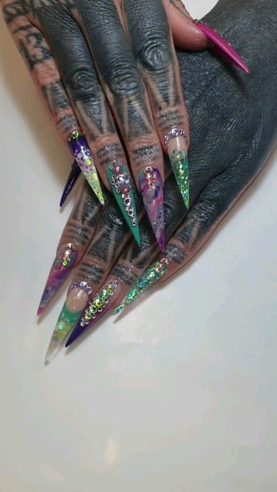 Post 7 by 🇬🇧 Thanh 🇬🇧 💅🏻💅🏼💅🏽💅🏾💅🏿 on Instagram (video)