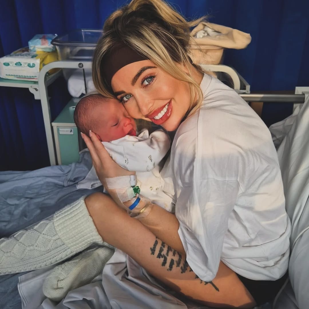 Post 8 by Fern Howe-Shepherd, MUA & Aesthetics Practitioner on Instagram (carousel)