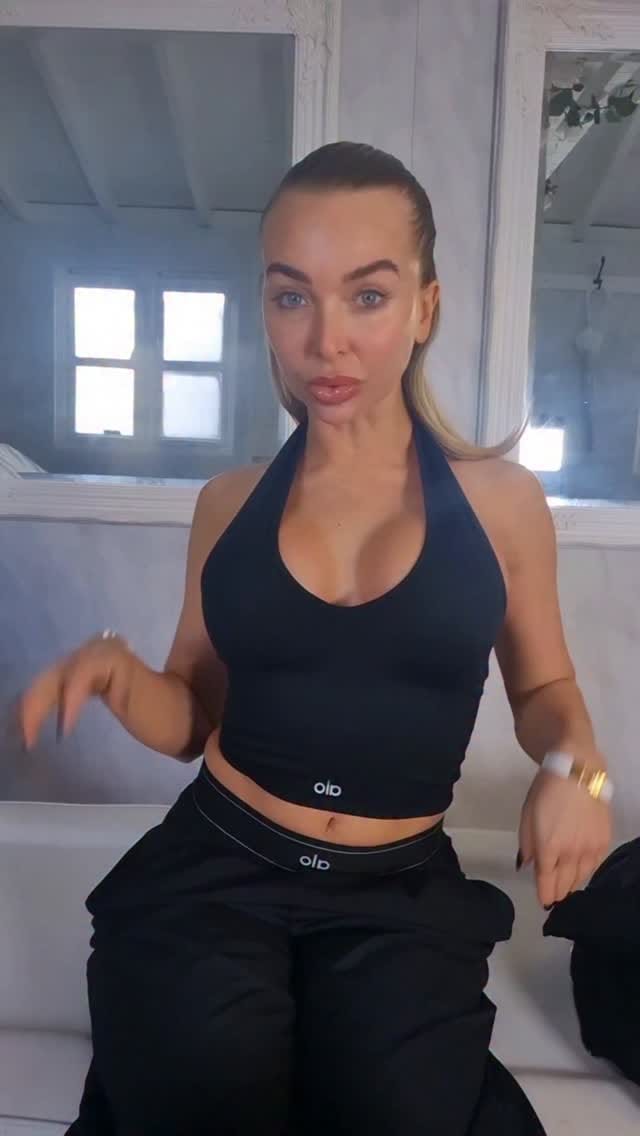 Post 5 by Fern Howe-Shepherd, MUA & Aesthetics Practitioner on Instagram (video)