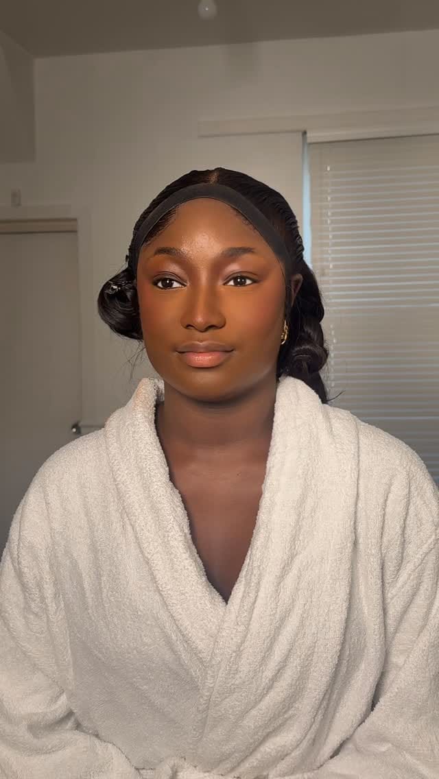 Post 9 by MAKEUP ARTIST IN UNITED KINGDOM/BRIDAL HAIRSTYLIST on Instagram (video)