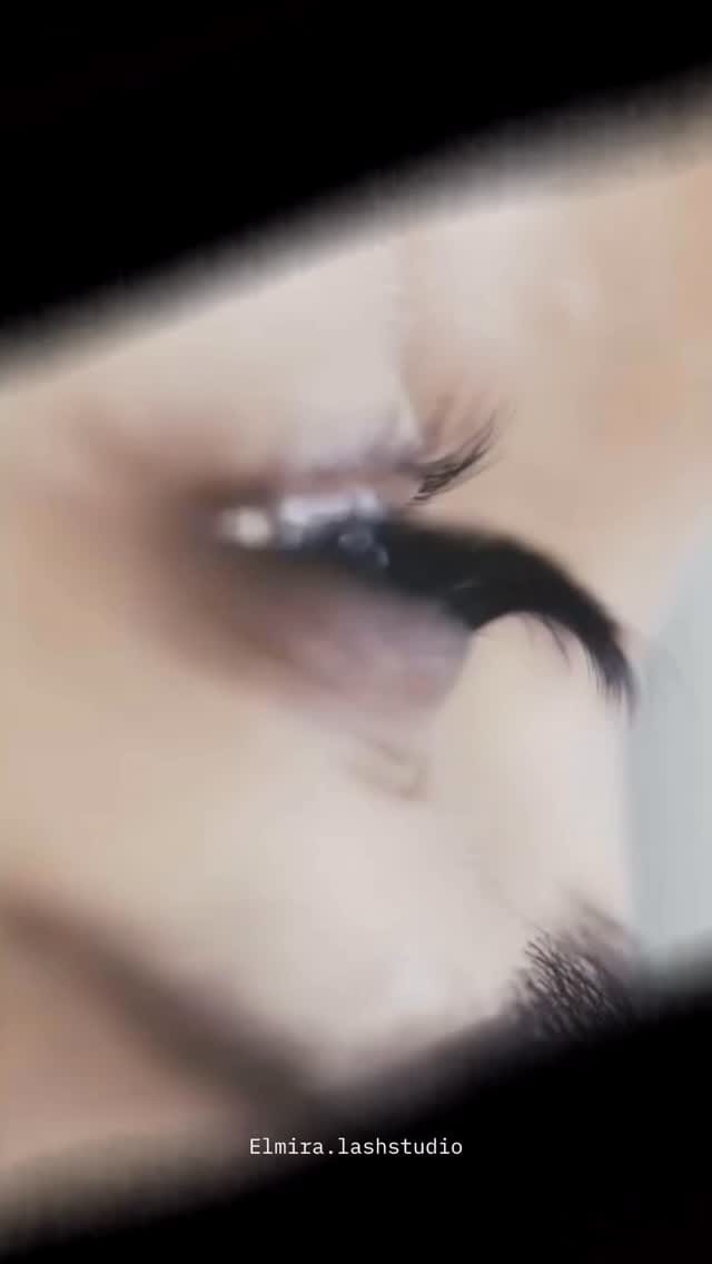 Post 4 by مرکز اکستنشن مژه المیرا on Instagram (video)