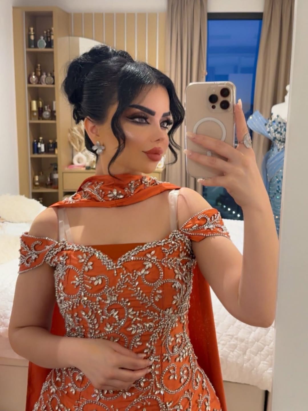 Post 4 by Azii beauty on Instagram (carousel)
