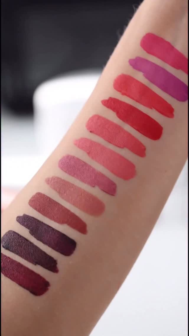 Post 8 by London Copyright® Cosmetics on Instagram (video)