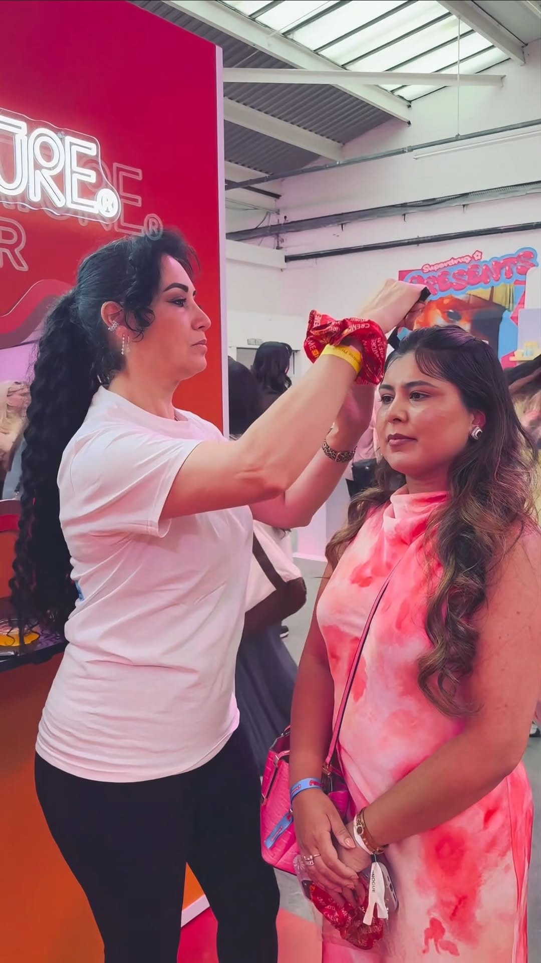 Post 5 by Seda Polat - London Hmua & Content Creater on Instagram (video)