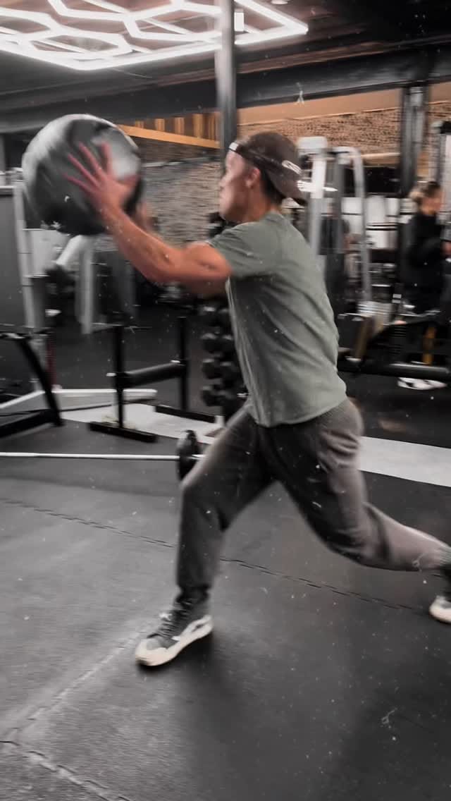 Post 2 by H  E  N  R  Y    F  U  R  N  I  S  S on Instagram (video)