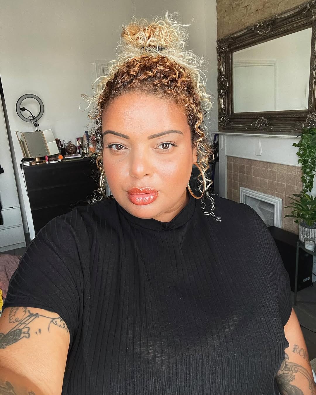 Post 8 by 𝕾𝖆𝖓𝖉𝖗𝖆 𝖉𝖆 𝕾𝖎𝖑𝖛𝖆 on Instagram (carousel)