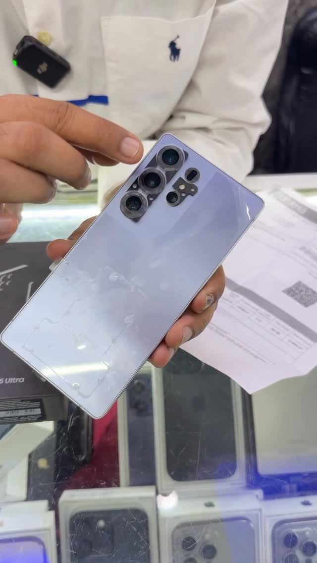 Post 7 by Shad Khan on Instagram (video)