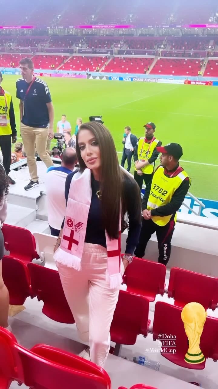 Post 5 by Sandy Kaur Walia on Instagram (video)