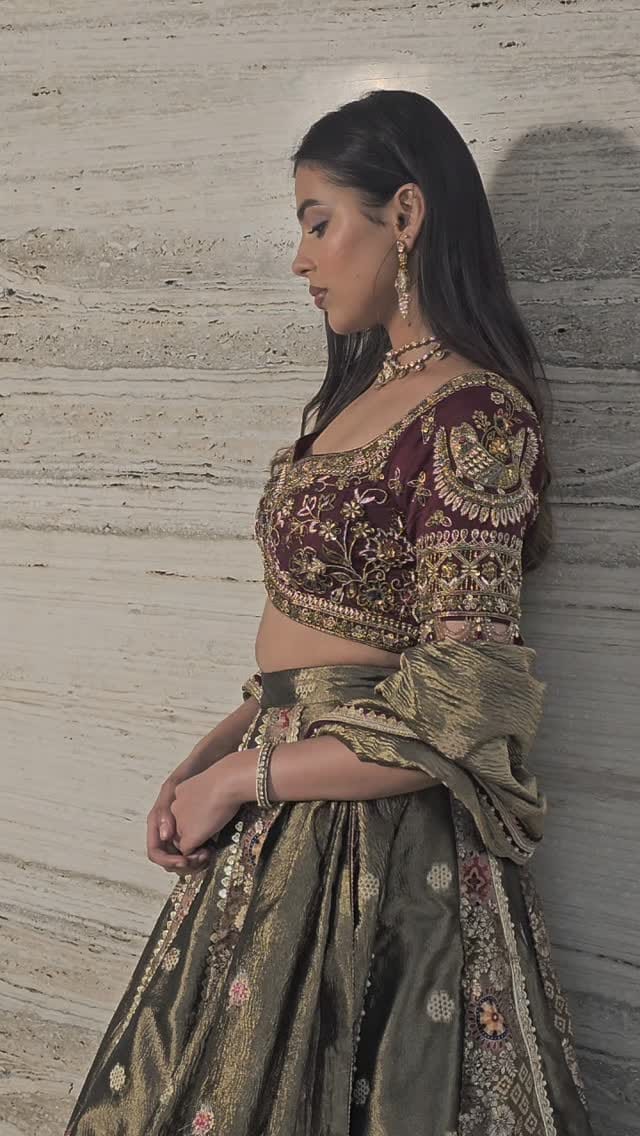 Post 3 by Rashmi Amrish Gala on Instagram (video)