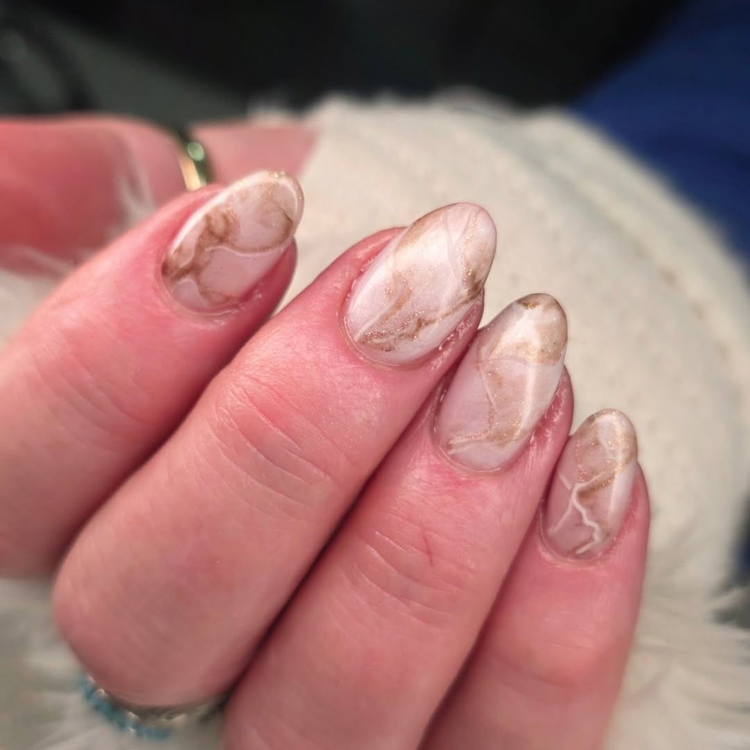 Post 2 by Emma  OPI nail tech- advice- nailart- swatches on Instagram (image)