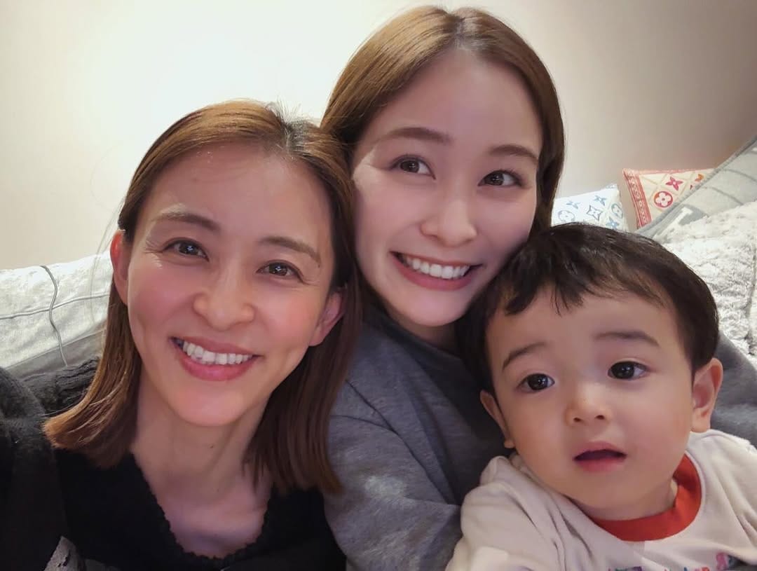 Post 7 by RIE TANAKA 田中理恵 on Instagram (carousel)