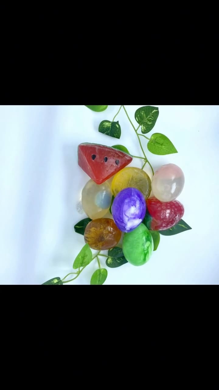 Post 5 by Poshglowskincare on Instagram (video)