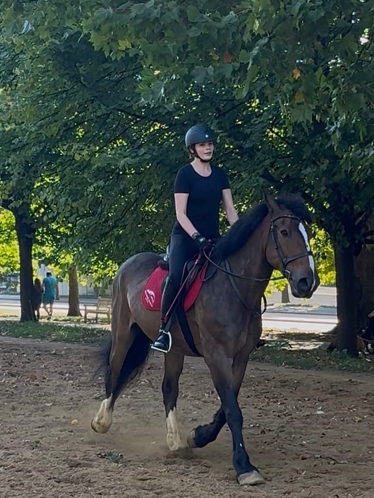 Post 1 by dolci key on Instagram (carousel)