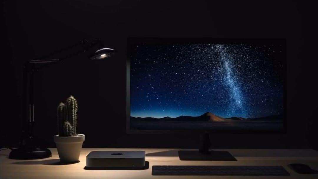 Post 6 by The Apple Concepter on Instagram (video)