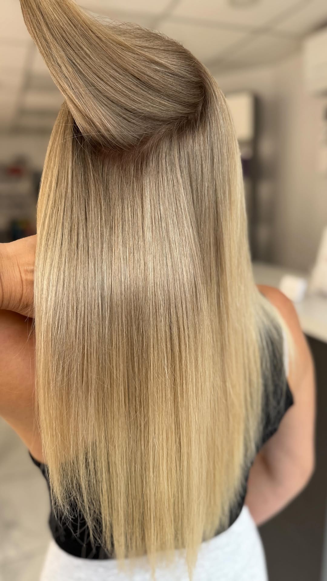 Post 4 by 𝑇𝐴𝑁𝑌𝐴 𝐻𝐴𝐼𝑅𝐷𝑅𝐸𝑆𝑆𝐼𝑁𝐺 on Instagram (video)