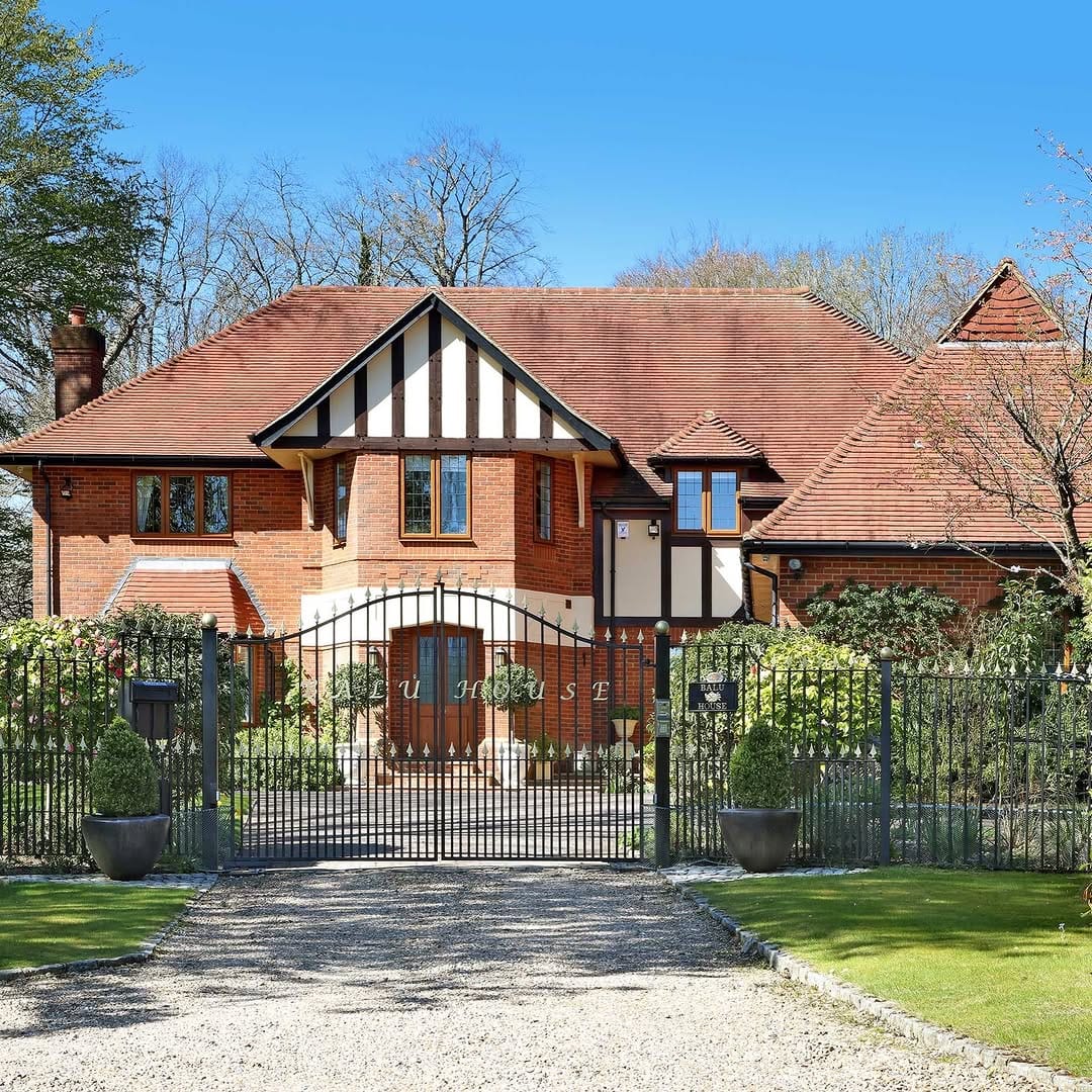 Post 6 by Harding Green | Property Partners on Instagram (carousel)