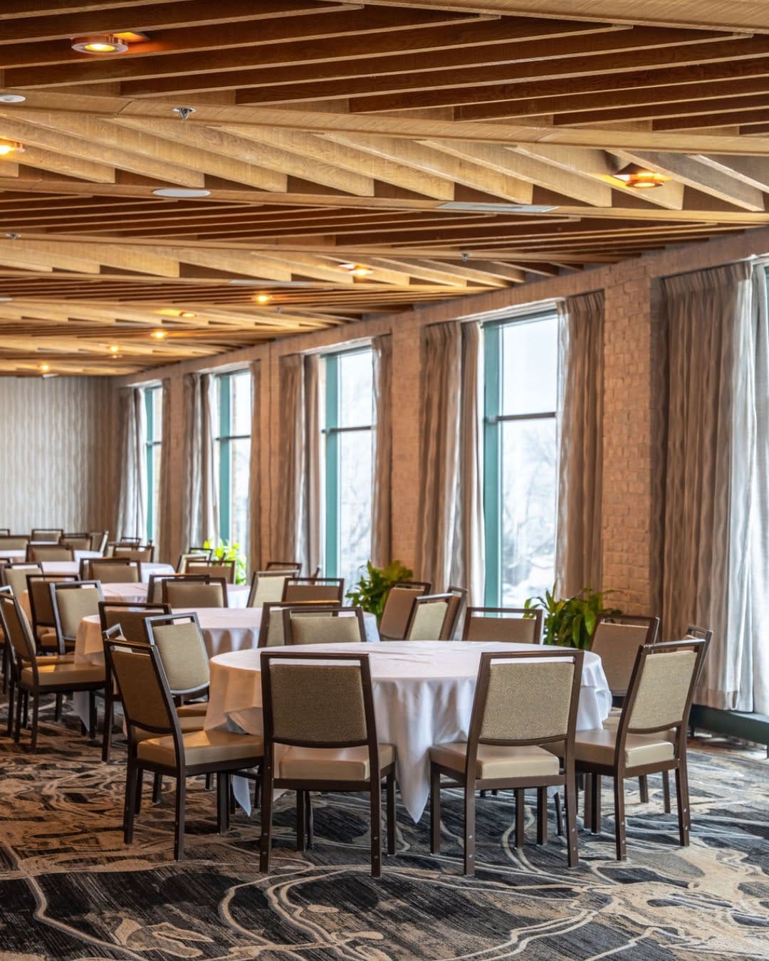 Post 3 by The Inverness Denver, a Hilton Golf & Spa Resort on Instagram (carousel)
