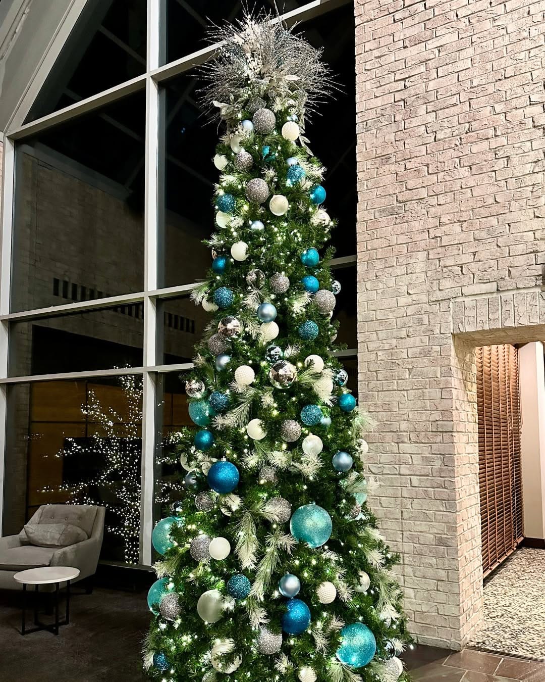 Post 9 by The Inverness Denver, a Hilton Golf & Spa Resort on Instagram (image)