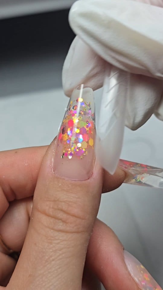 Post 6 by Andreea Simona Ignat | Nail Artist & Educator | Content creator on Instagram (video)