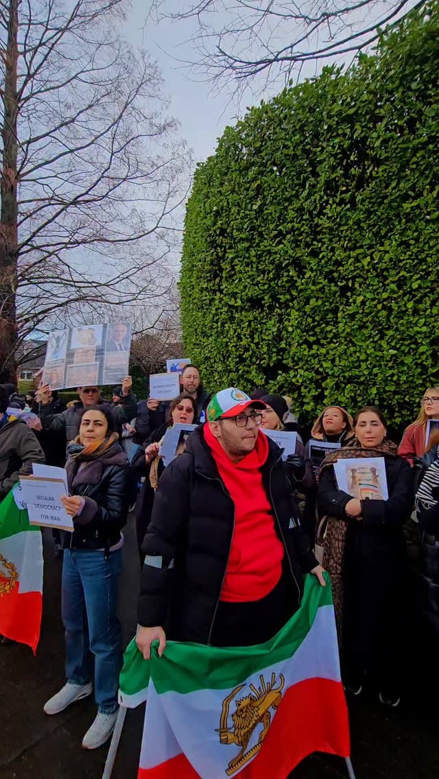 Post 4 by Roza farahani on Instagram (video)