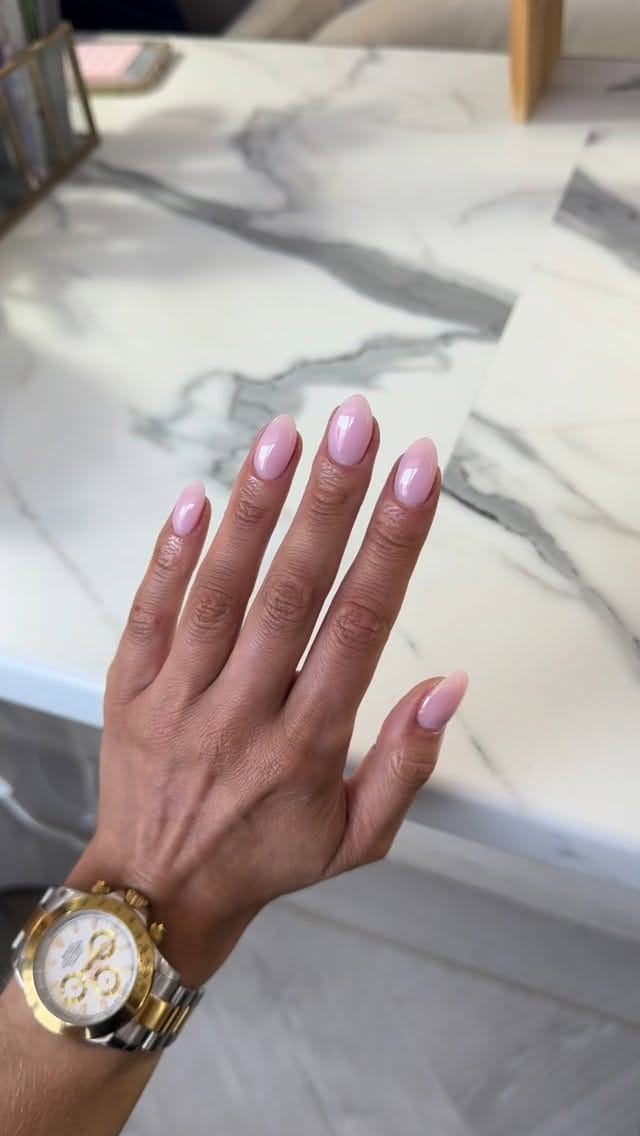 Post 4 by Sarah Woods | Nail Educator & Salon Owner on Instagram (video)