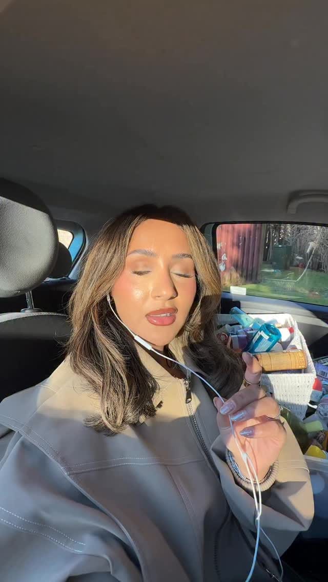 Post 3 by Jasmine Regmi on Instagram (video)