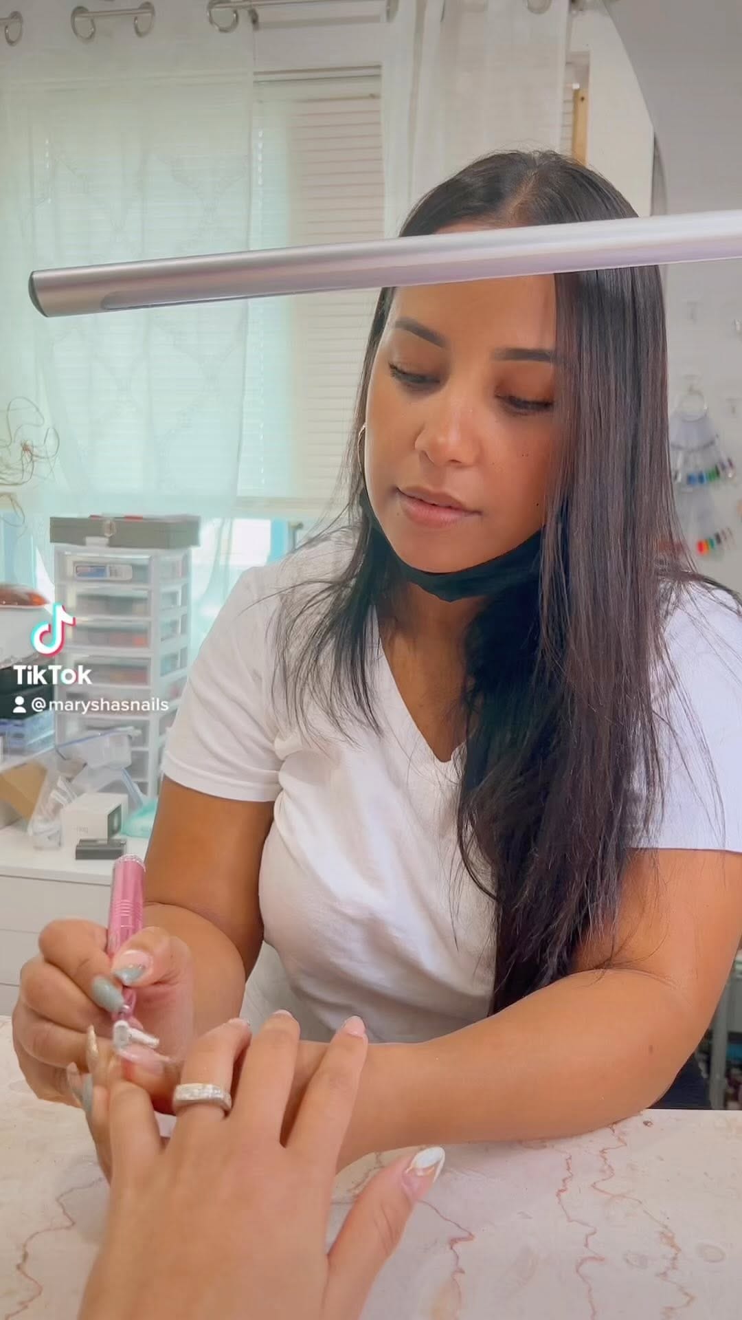 Post 10 by Mary Nails on Instagram (video)
