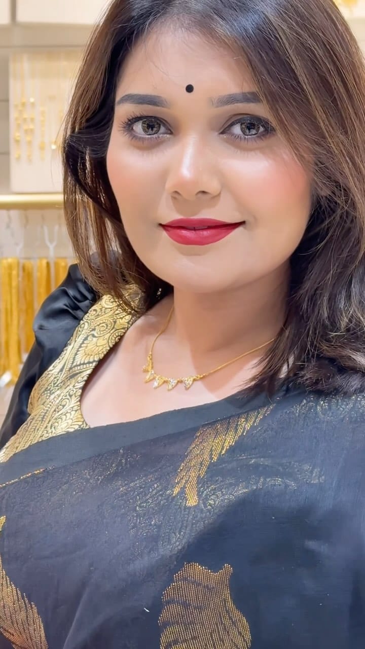 Post 9 by Nesath Khusbu || London Content Creator on Instagram (video)