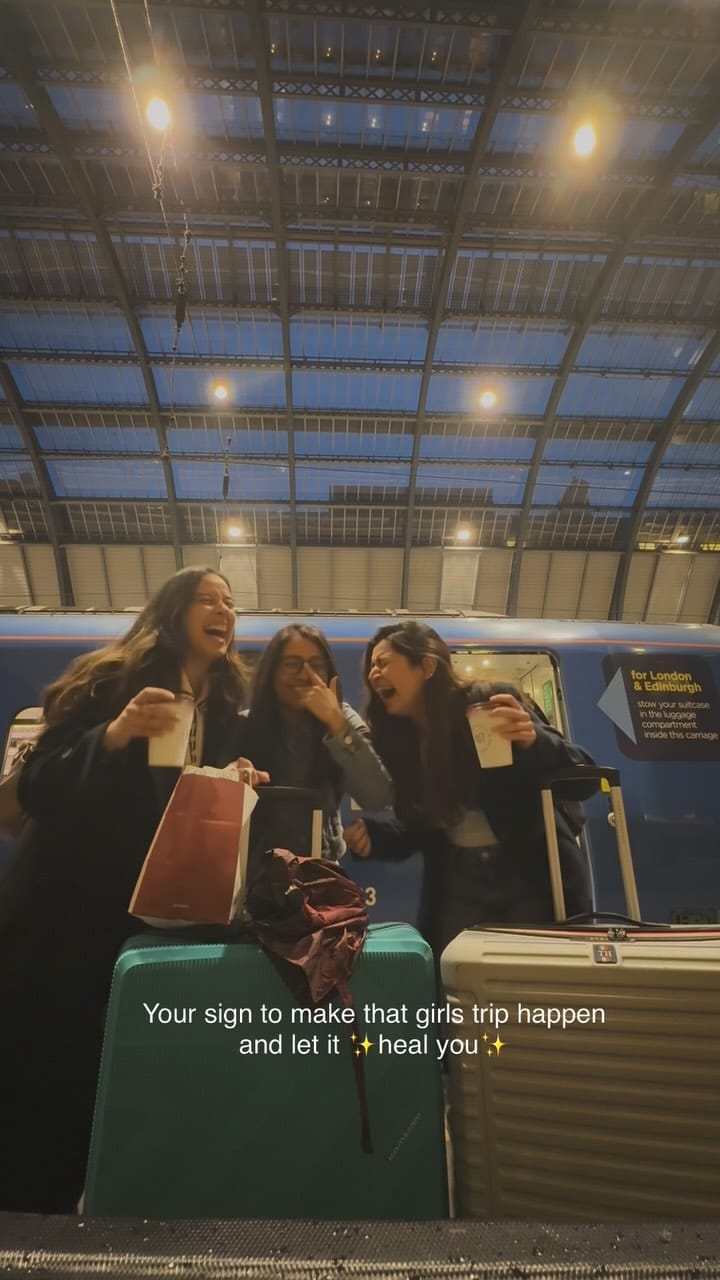 Post 4 by Komal Ahuja on Instagram (video)
