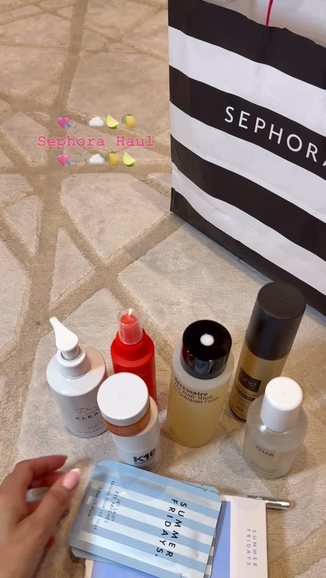 Post 1 by Sana on Instagram (video)