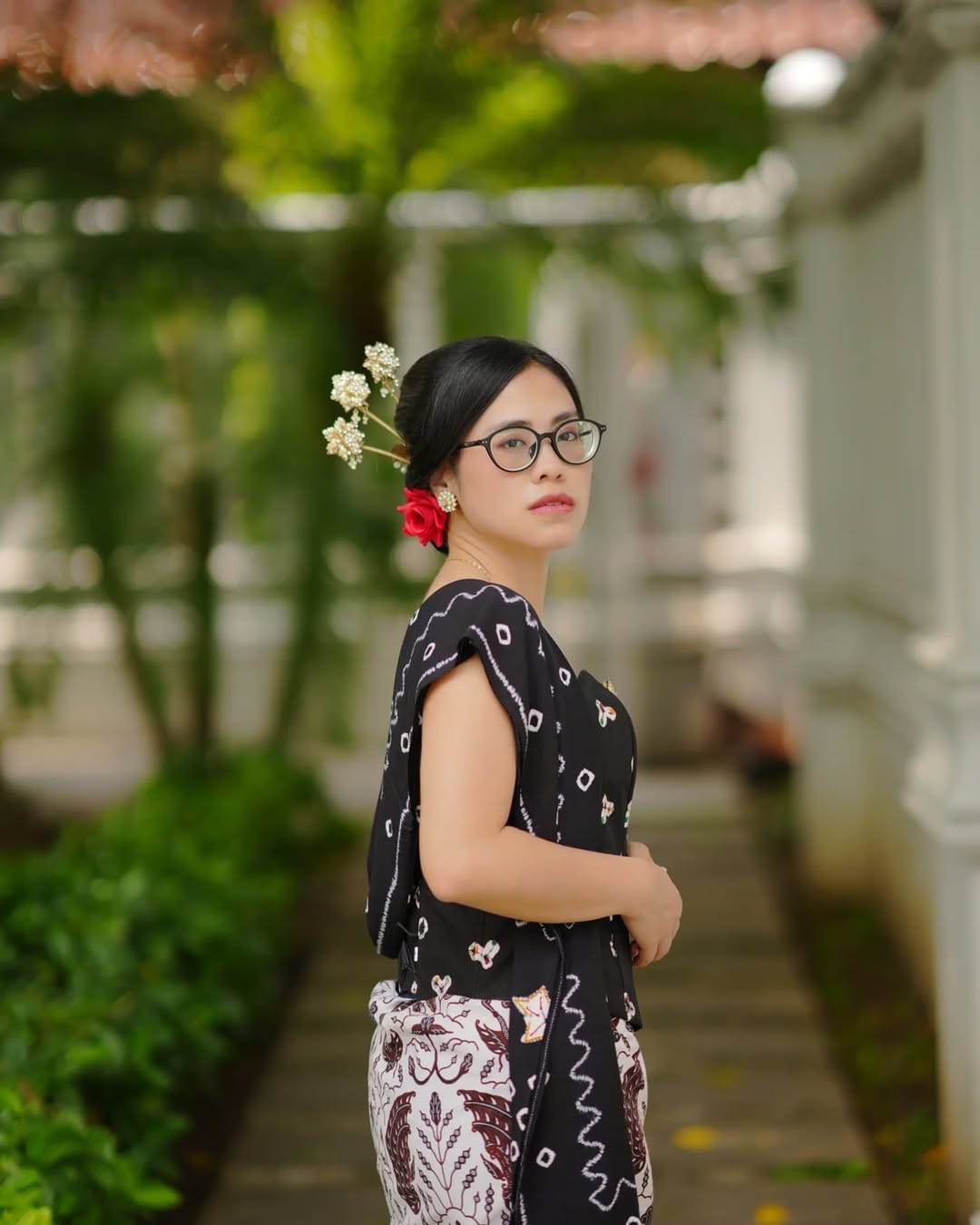 Post 6 by Aulia Ardista Wiradarmo on Instagram (carousel)