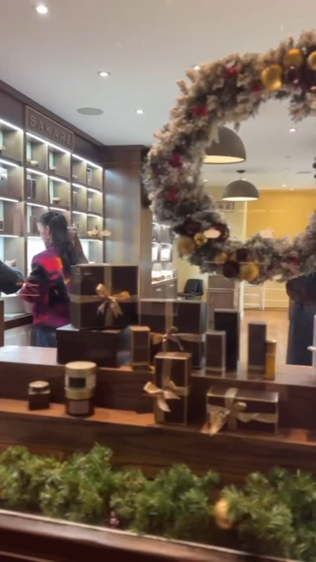 Post 4 by Sakaré on Instagram (video)