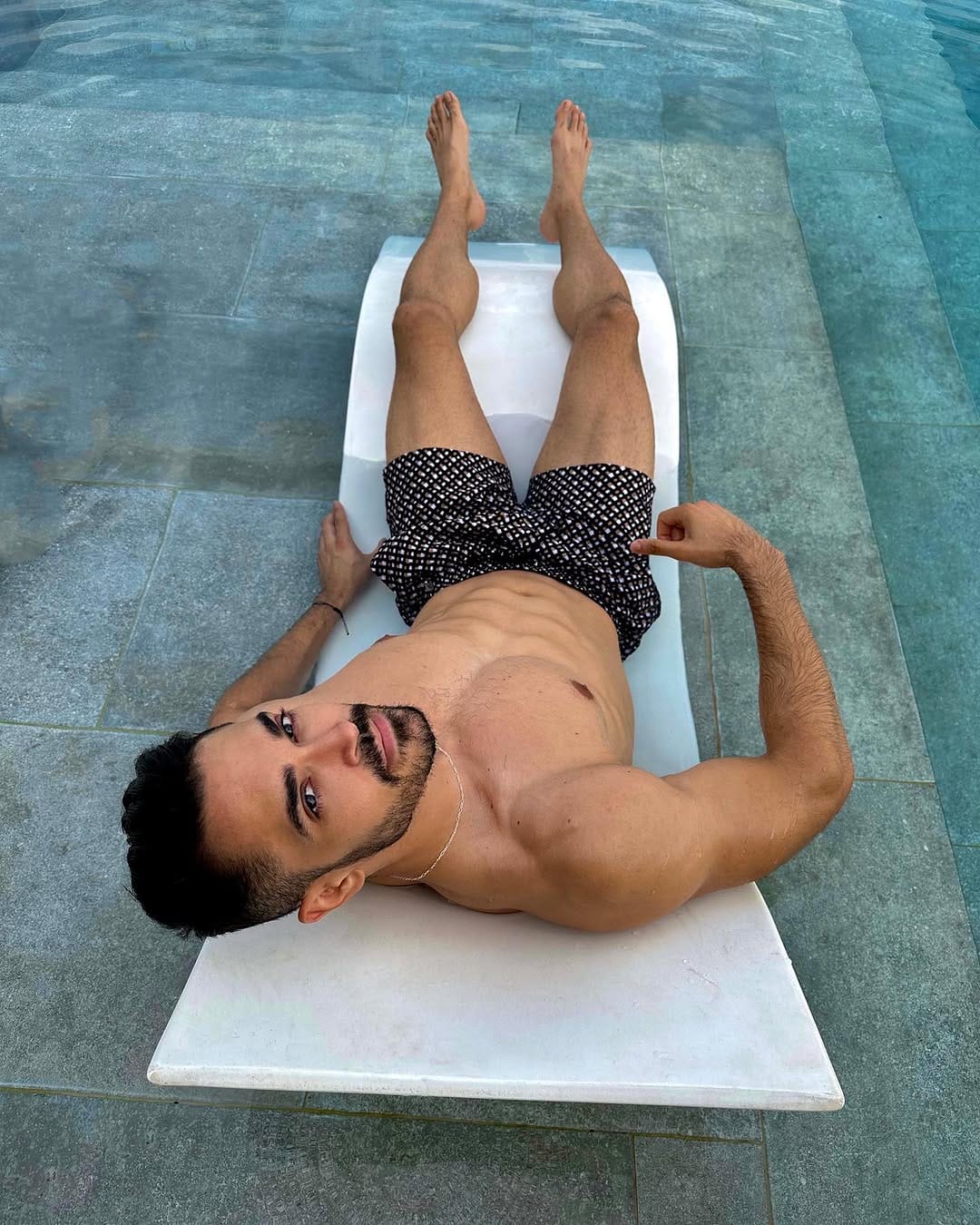 Post 8 by Thomas Charles Richards Lopez on Instagram (carousel)