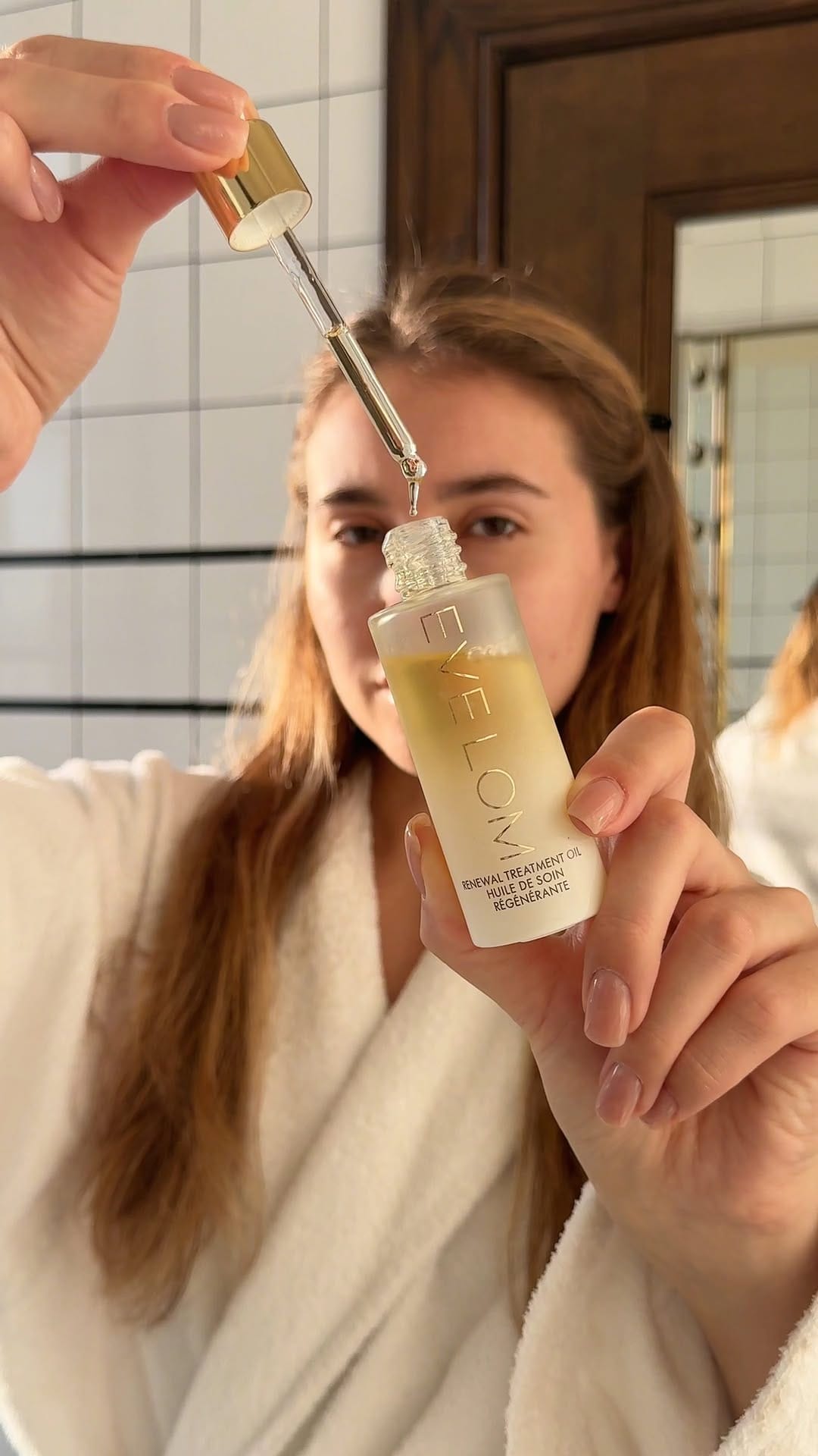 Post 3 by EVE LOM on Instagram (video)