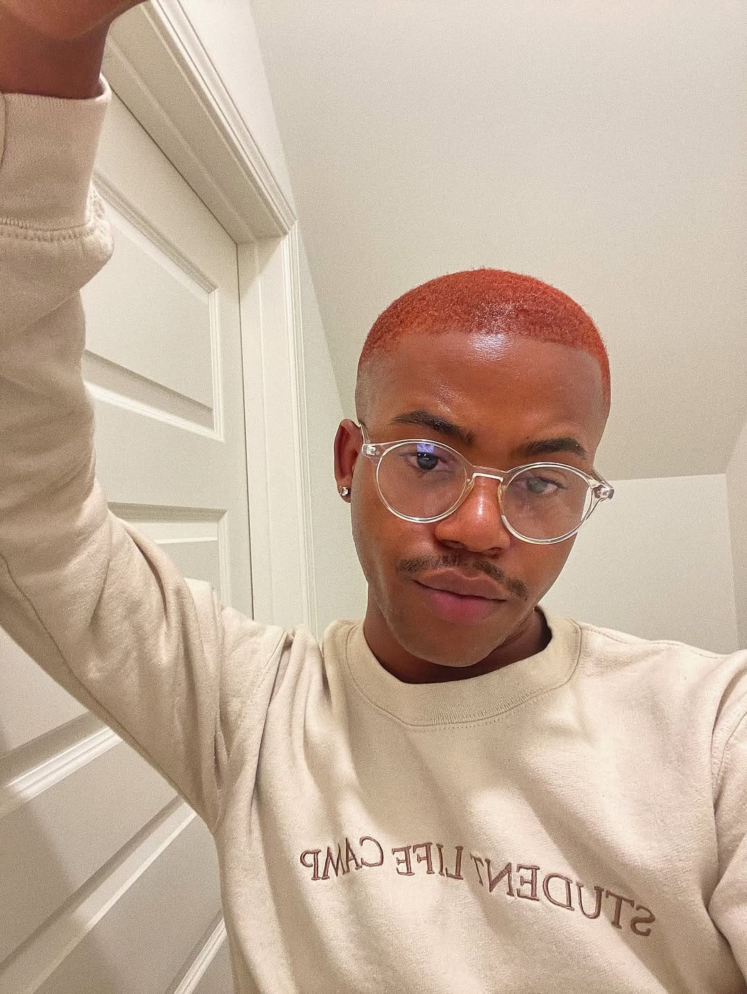 Post 5 by 𝐫𝐞𝐥𝐥𝐲 on Instagram (carousel)