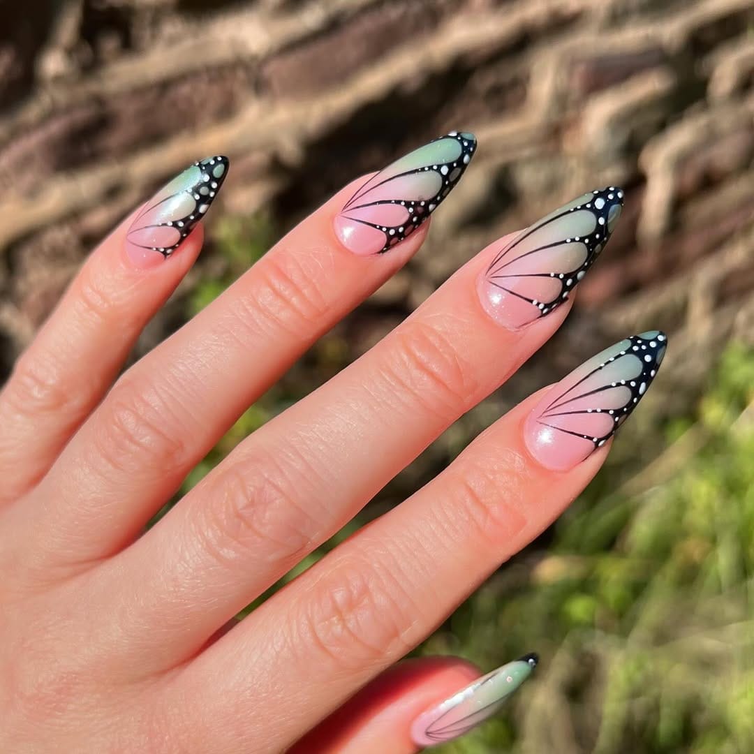 Post 1 by Briony | Nail Technician 💅🏼 on Instagram (image)